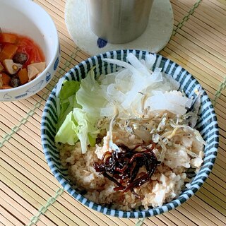 冷やしオートミール、始めました…丼！